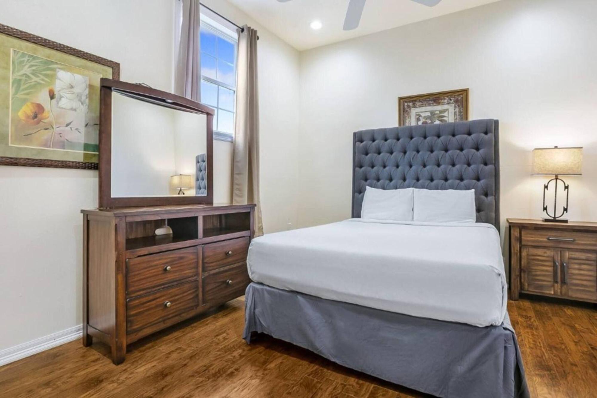 Holiday home Carondelet Street Penthouse Close To Attractions New Orleans